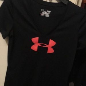 New under armour shirt